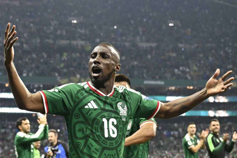 Julián Quiñones es nominado al Balón de Oro Julián Quiñones es nominado al Balón de Oro