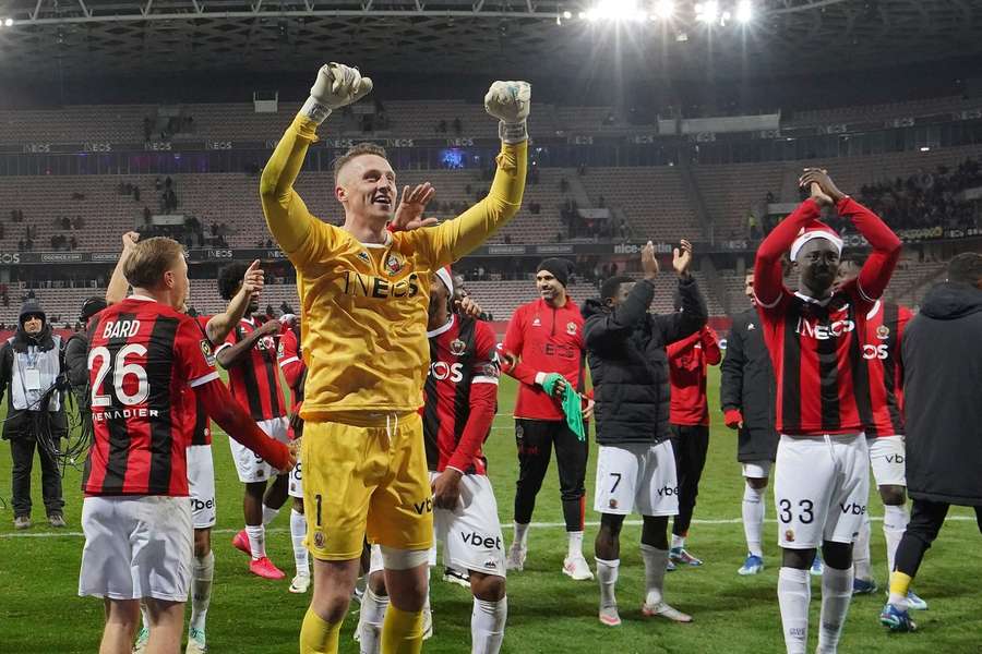 Os jogadores do Nice festejam