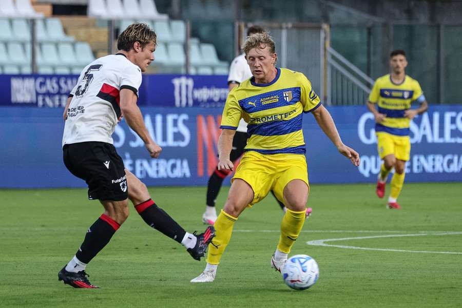 Oliver Sorensen in action against Sampdoria