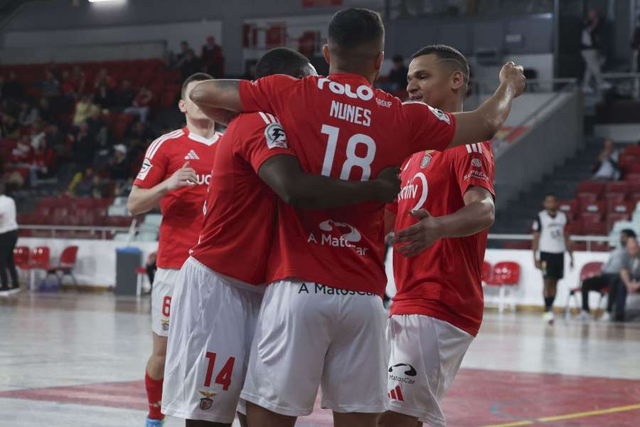 Benfica triunfou em São João da Madeira