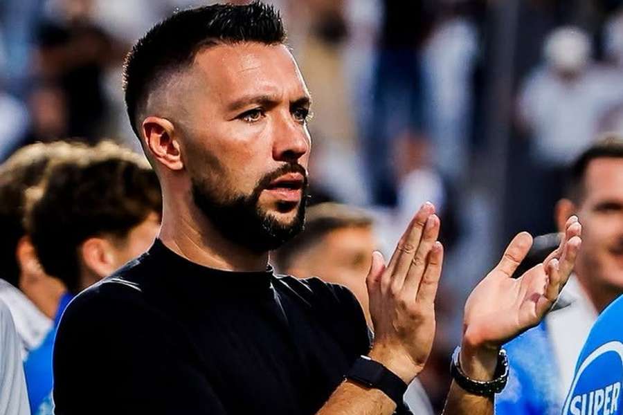 Francesco Farioli falou aos jornalistas Francesco Farioli falou aos jornalistas