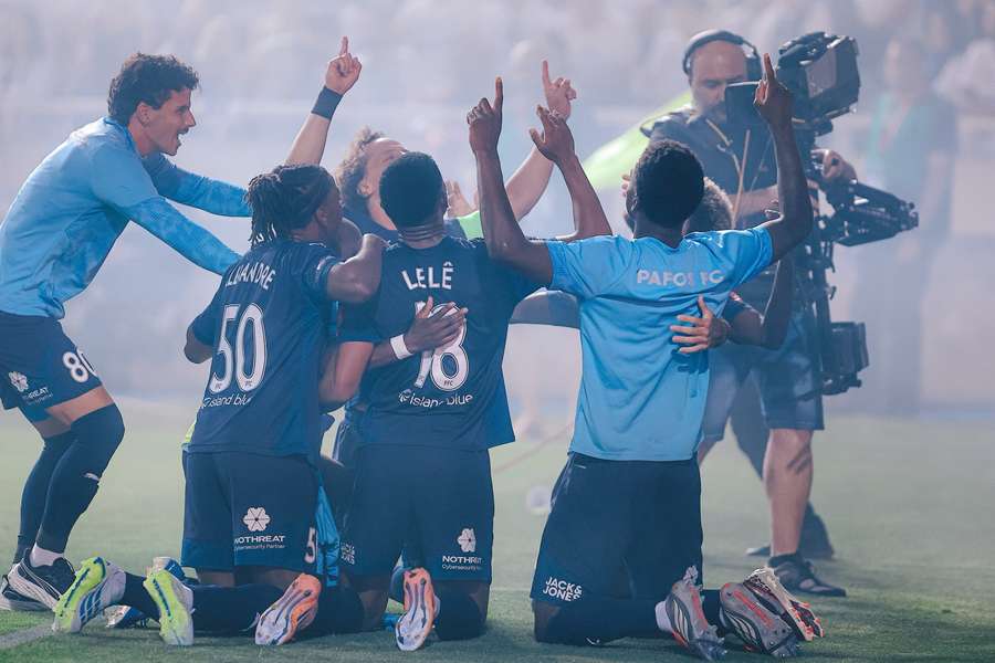 Sá Pinto vence Taça do Chipre com o Pafos Sá Pinto vence Taça do Chipre com o Pafos