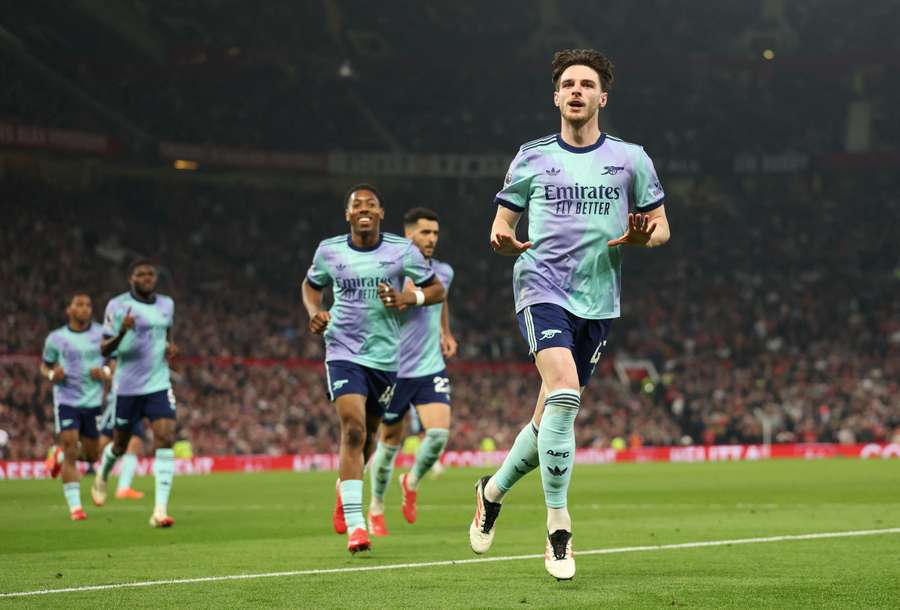Rice marcou o gol de empate em Old Trafford