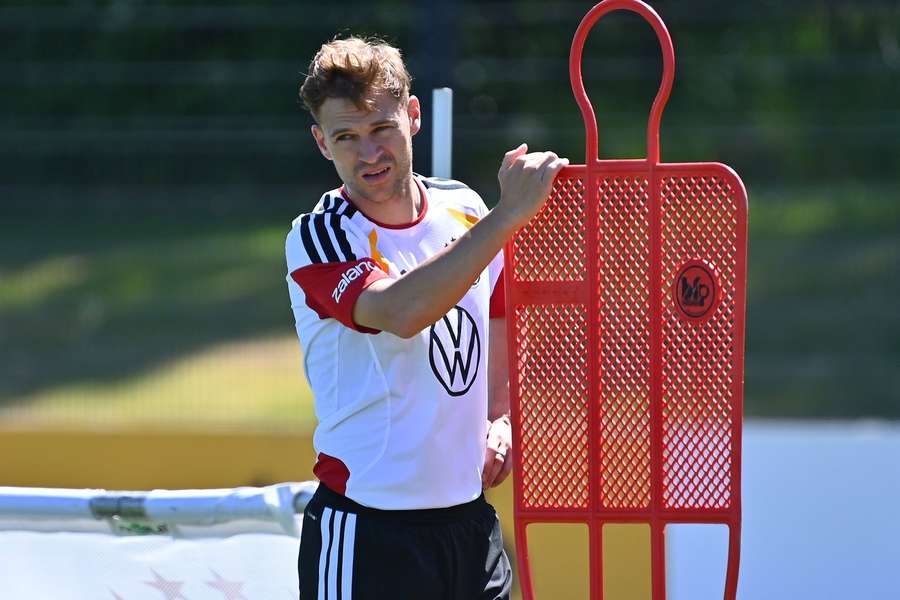 Joshua Kimmich podczas treningu w czwartek Joshua Kimmich podczas treningu w czwartek