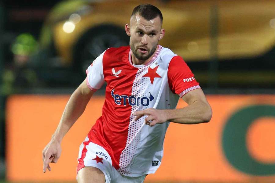 Prekop v drese Slavie Praha.