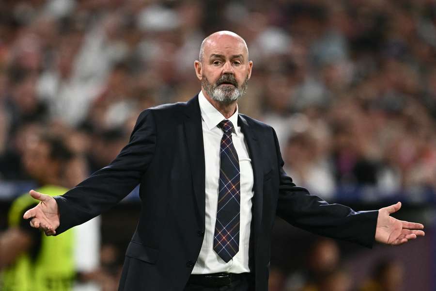 Steve Clarke gestures during the UEFA Euro 2024 Group A football match between Germany and Scotland 