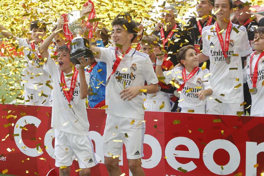 El Real Madrid, campeón de la Liga Promises