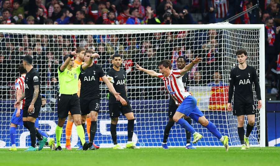 Robin Le Normand celebrates his goal