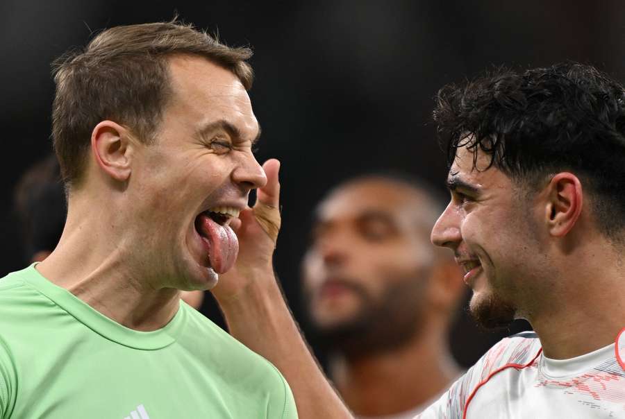 Manuel Neuer voller Freude nach dem Auwärtssieg in Frankfurt.
