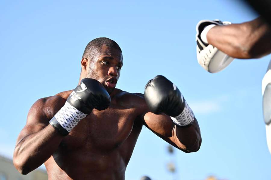 Daniel Dubois: chcę rewanżu z Joshuą lub Usykiem w zależności od tego, kto da więcej