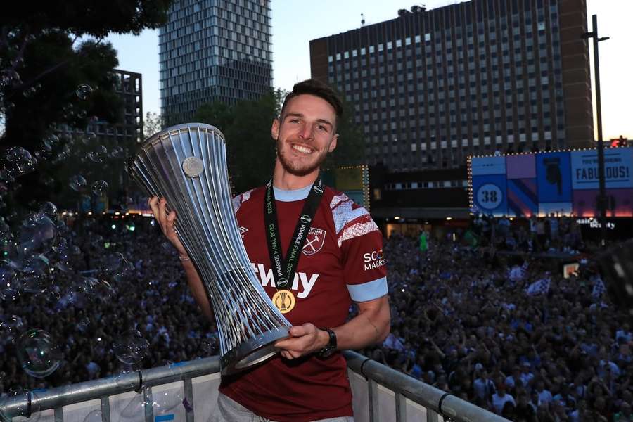 Declan Rice nach dem Gewinn der UEFA Conference League mit West Ham – ab der kommenden Saison ist er ein Gunner.