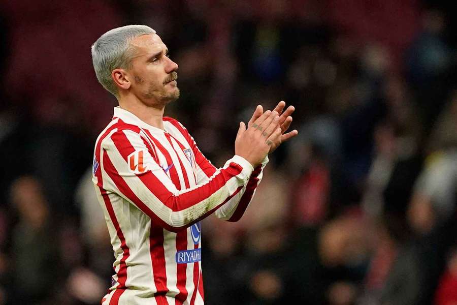 Griezmann tlieska fanúšikom.