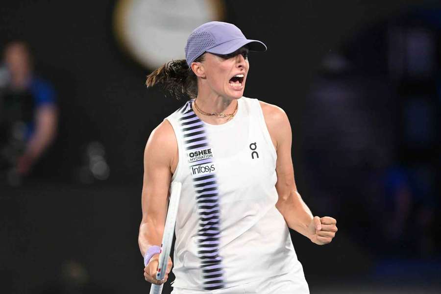 Swiatek celebra triunfo