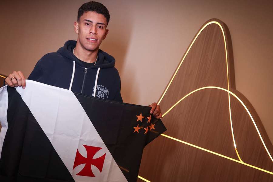 Rojas ainda pertence ao Monterrey Rojas ainda pertence ao Monterrey