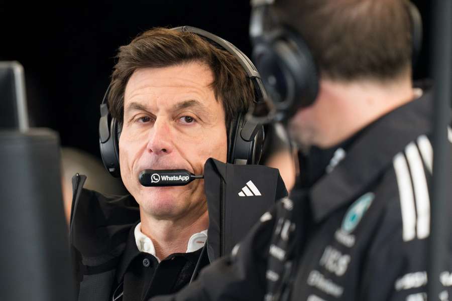 Toto Wolff verkauft Anteile bei Mercedes. Toto Wolff verkauft Anteile bei Mercedes.
