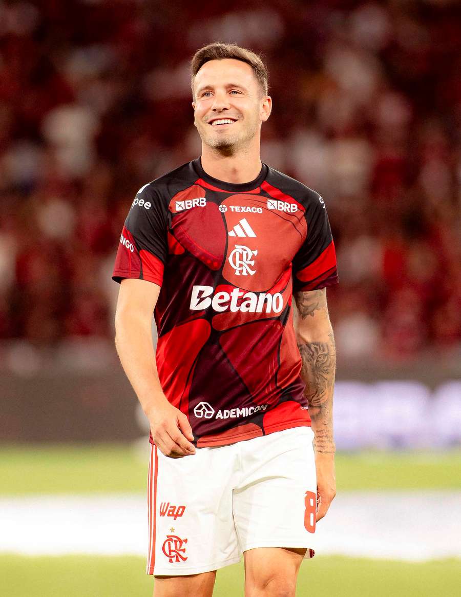 Saúl é pouco utilizado no Flamengo Saúl é pouco utilizado no Flamengo