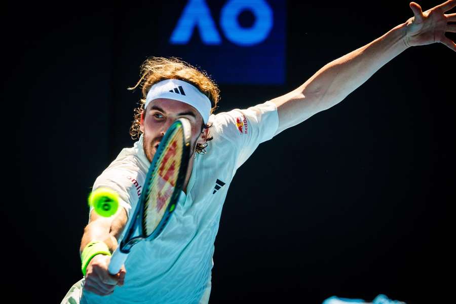 Tsitsipas complained about the noise during his doubles match