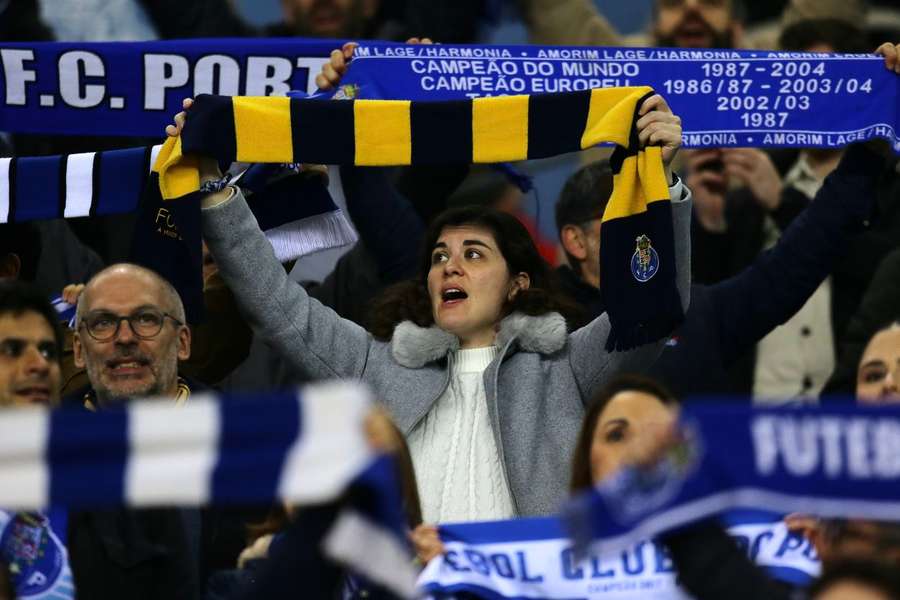 FC Porto recebe Arsenal no Estádio do Dragão