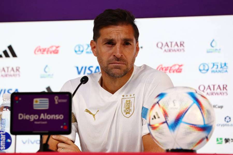 Alonso says 'best in the world' players can deliver for dark horses Uruguay