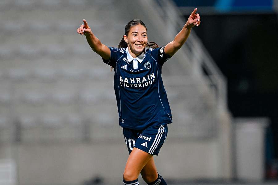 Clara Mateo (Paris FC) célébrant le but du 2-0 face à Saint-Etienne, le 26 septembre 2025.