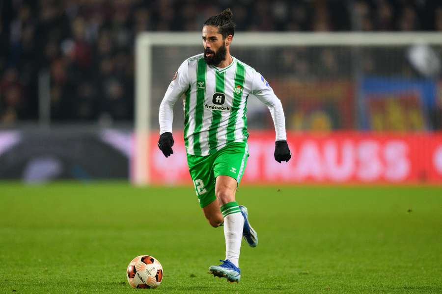 Middenvelder Isco verbindt zijn toekomst voorlopig aan Real Betis