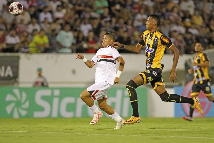 São Paulo sofreu derrota de virada no jogo de sua eliminação