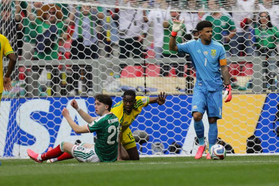 Ronwen Williams was a busy man against Mexico Ronwen Williams was a busy man against Mexico