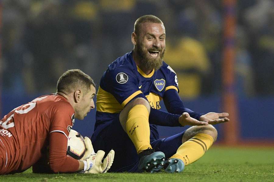 De Rossi during his time with Boca De Rossi during his time with Boca