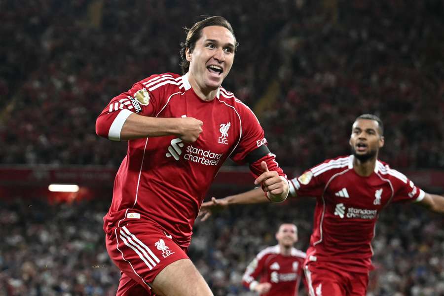 Chiesa fez o gol da vitória do Liverpool