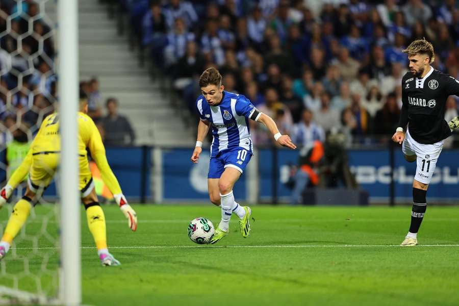 Francisco Conceição assinou em definitivo pelo FC Porto