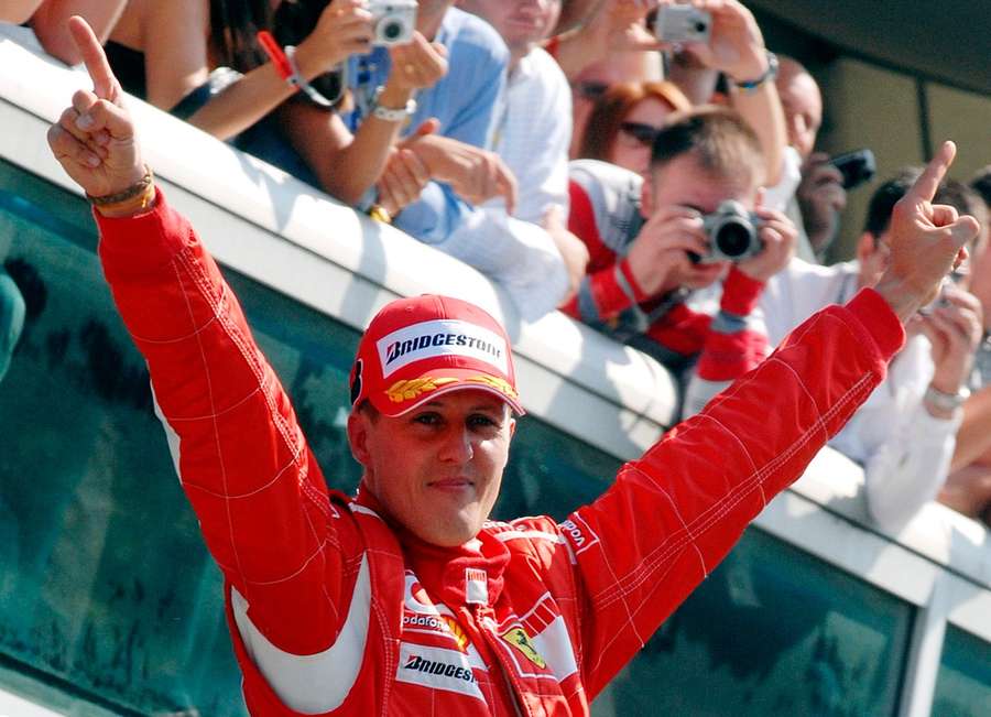 Michael Schumacher na het winnen van de GP van Italië in Monza op 10 september 2006