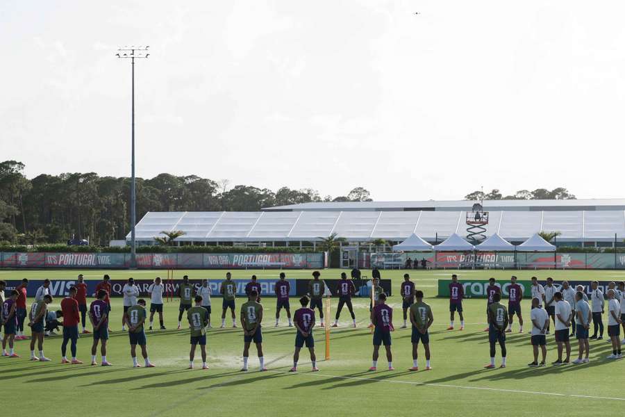 Equipa fez minuto de silêncio pelas vítimas do terramoto na Venezuela