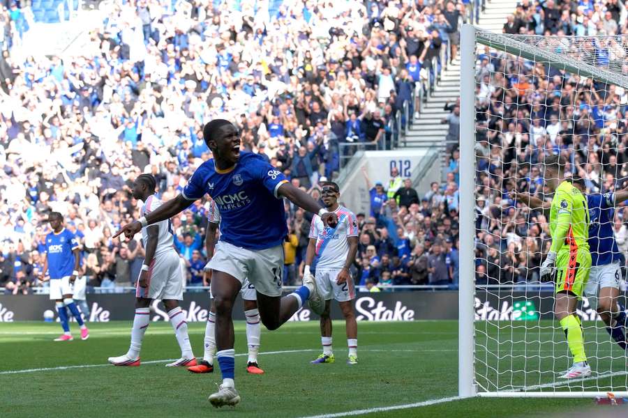 Everton's Thierno Barry celebrates scoring their second goal 