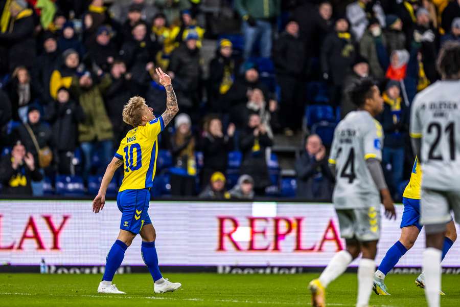 Daniel Wass fejrede sit mål søndag med en gestus mod himlen. I optakten til forårssæsonen forlod han holdets træningslejr grundet dødsfald i familien.