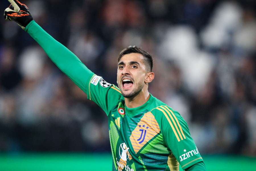 Mattia Perin mardi lors du match face à Stuttgart.