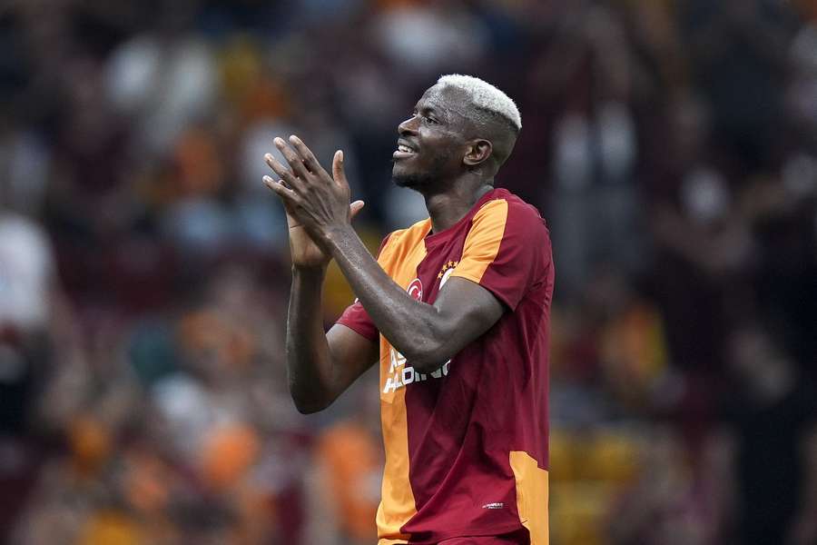 Osimhen fez o primeiro golo do Galatasaray, aos 18 minutos