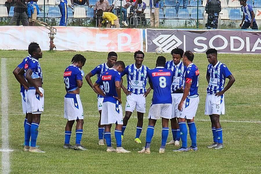 Bravos do Maquis juntam-se aos Desportivo da Lunda Sul 