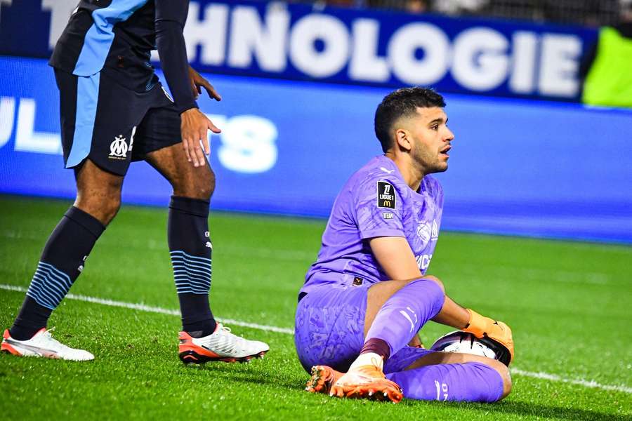 Geronimo Rulli en mode mur.