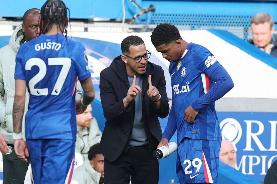 Rosenior insists he's involved in Chelsea market planning