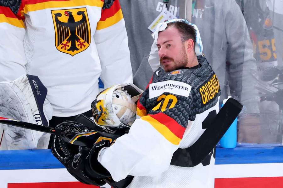 Grubauer war sauer über den gegebenen Treffer zum späten 3:3-Ausgleich Grubauer war sauer über den gegebenen Treffer zum späten 3:3-Ausgleich