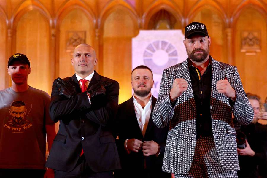 Oleksandr Usyk e Tyson Fury em outubro passado