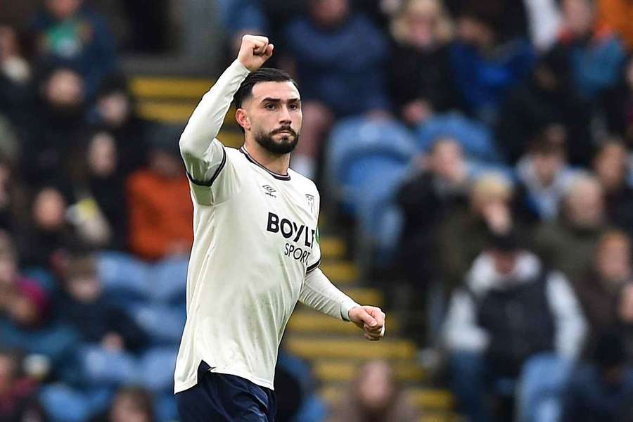 Castellanos thrilled to score in West Ham win Castellanos thrilled to score in West Ham win