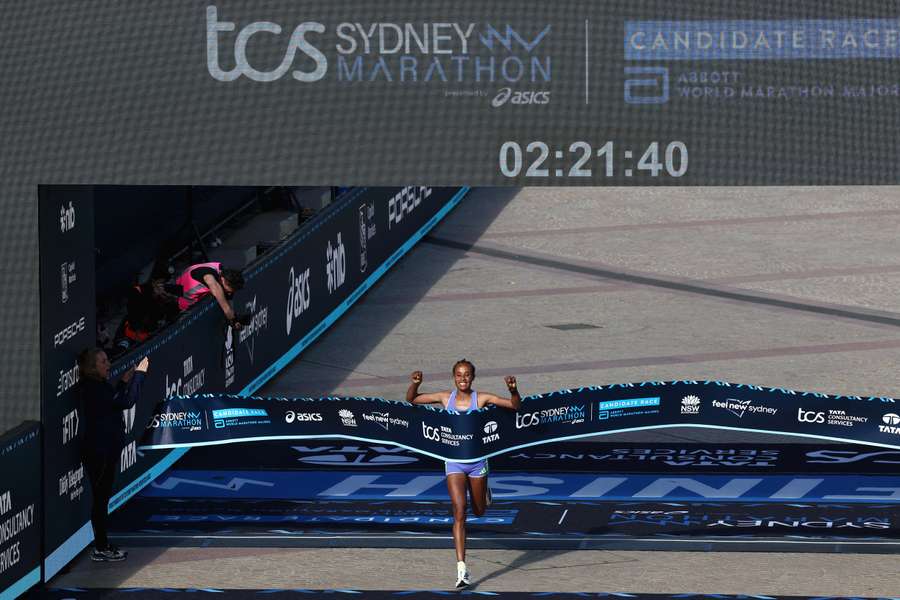 Hassan i Kosgei staną na starcie maratonu w Sydney