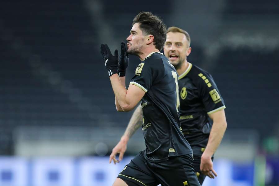 Jose Pozo dwiema bramkami uczcił 30. urodziny: "Jest doskonały z piłką przy nodze" Jose Pozo dwiema bramkami uczcił 30. urodziny: "Jest doskonały z piłką przy nodze"