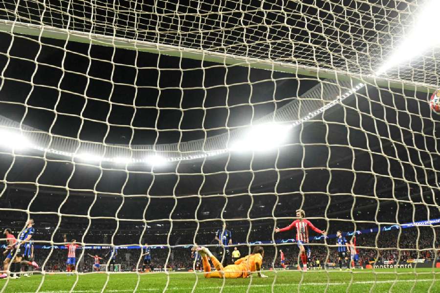 Griezmann celebra el que supuso el gol del empate ante el Inter
