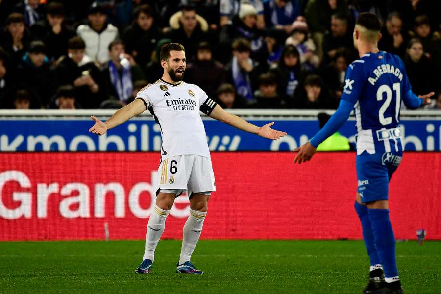 Nacho foi expulso no segundo tempo da partida