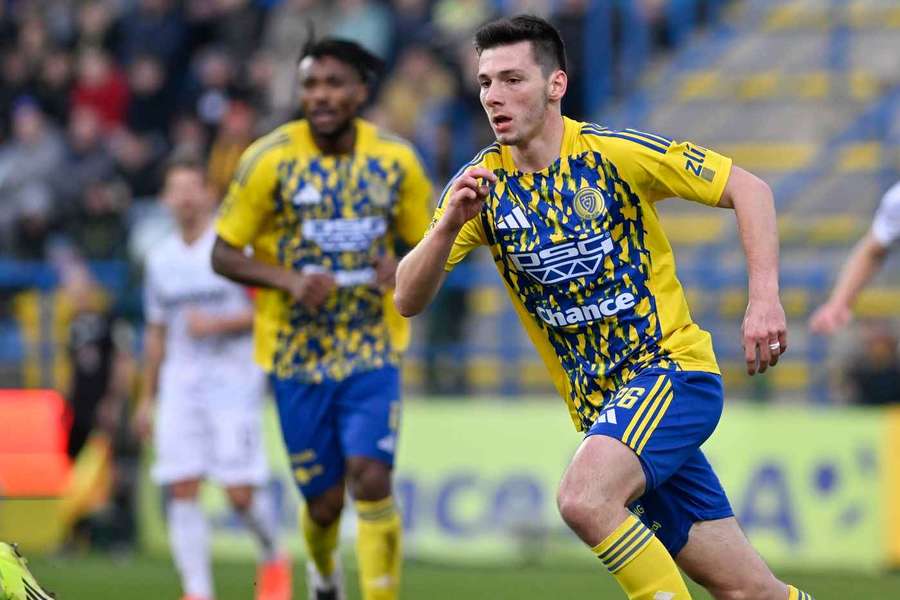 Cupák dal poslední dva góly.