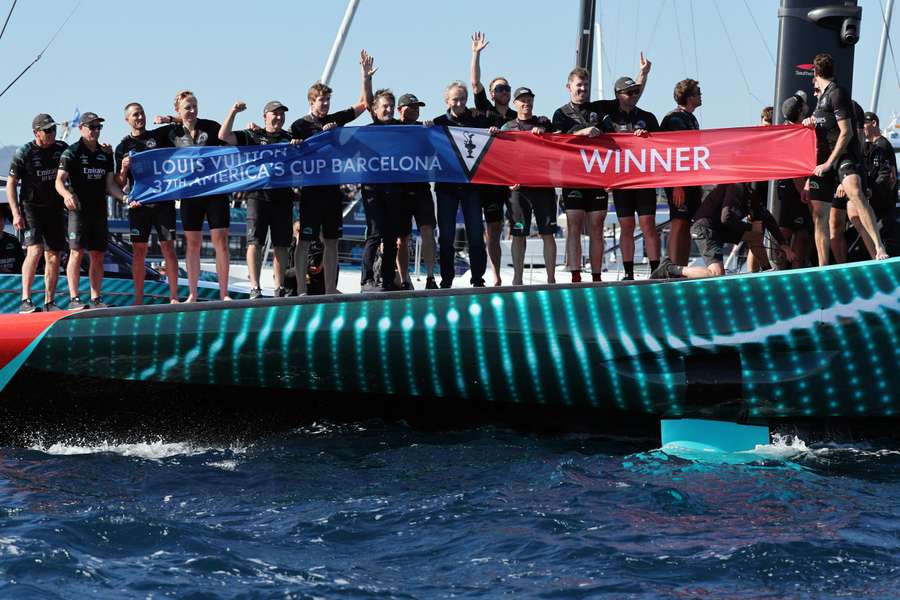 New Zealand celebrate defending the America's Cup in Barcelona