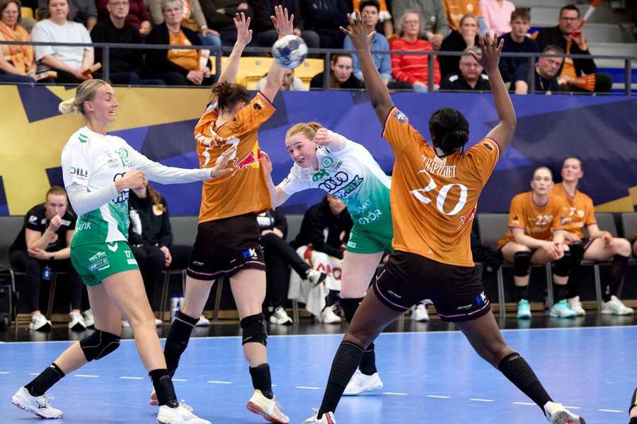 Gyor's Kelly Dulfe shoots during the Champions League quarter-final between Odense Handball and Győr 