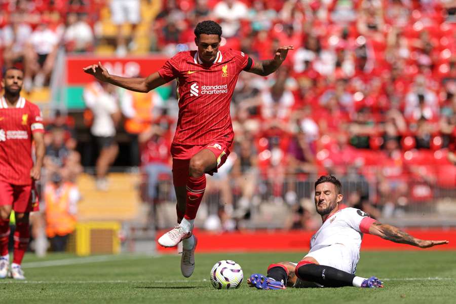 Jarell Quansah în acțiune pentru Liverpool
